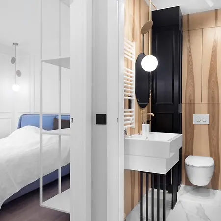 Nowoczesne W Centrum Gdanska Przy Motlawie Z Podziemnym Parkingiem