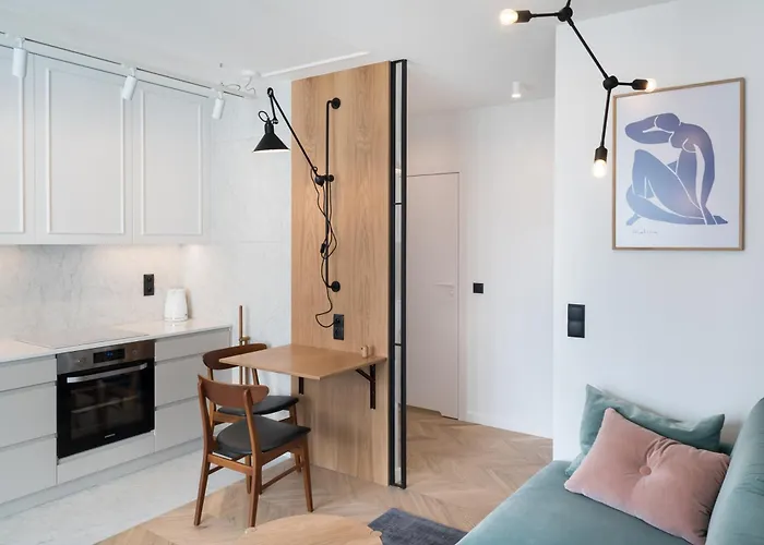 Nowoczesne W Centrum Gdanska Przy Motlawie Z Podziemnym Parkingiem *